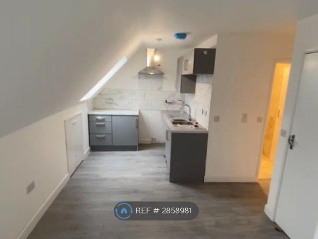 Apartment for rent in Ball Hill, West Midlands