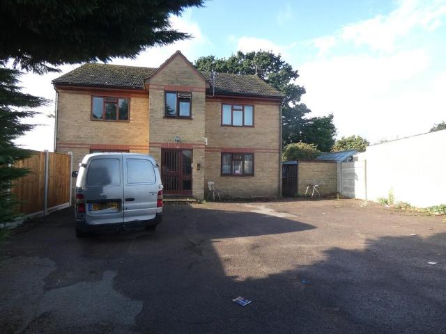Apartment for rent in London Borough of Havering, Greater London