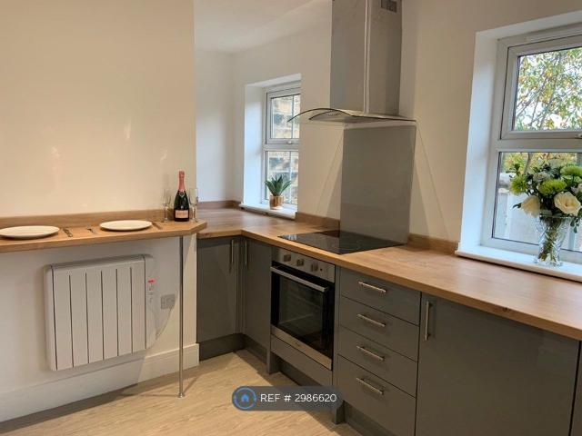 Apartment for rent in Crookes, South Yorkshire