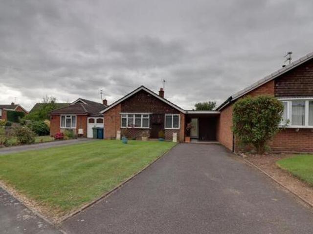 House for sale in Stone, Baswich