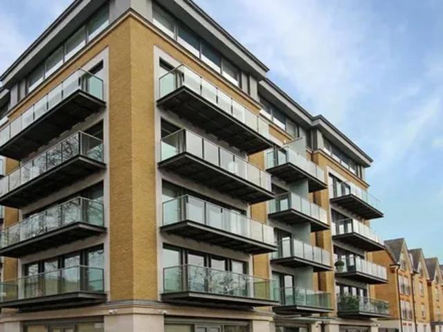Apartment for rent in London Borough of Hounslow, Strand