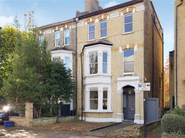 House for rent in Strand-on-the-Green, Greater London