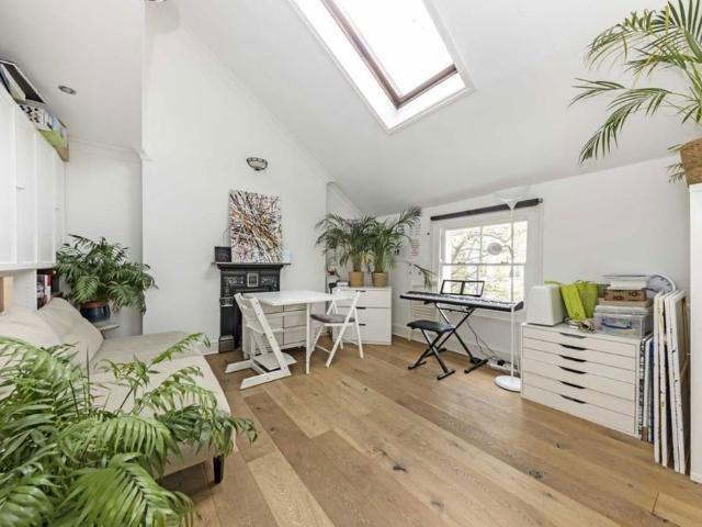 Apartment for rent in Petersham, Greater London