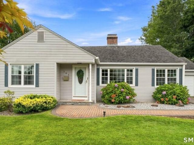 House for sale in Elm Hill, Newington