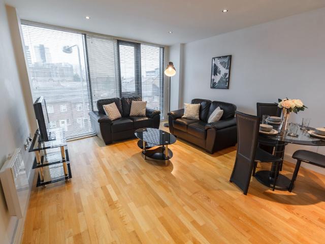 Apartment for rent in Calderstones