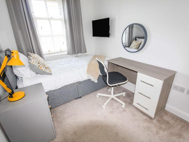 Room for rent in Moulsham, Chelmsford