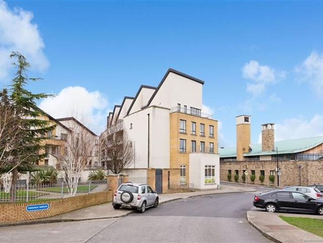 Apartment to rent in Kiltipper, Tallaght