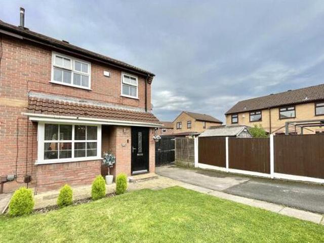 House for sale in Widnes