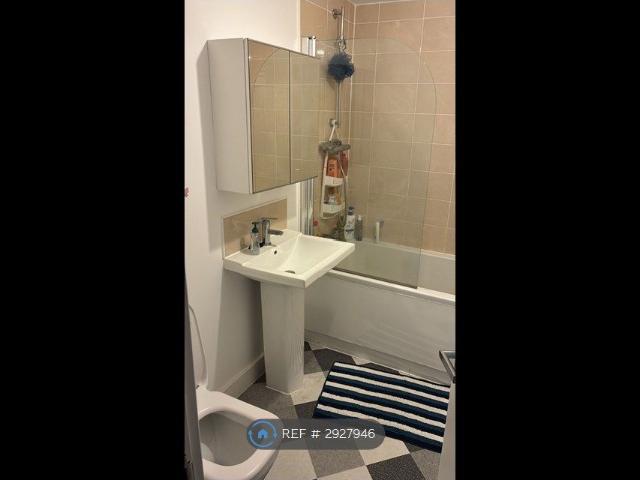 Room for rent in Sheepridge, Huddersfield