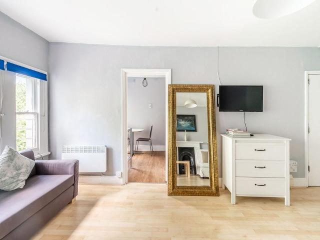 Apartment for rent in Royal Borough of Kensington and Chelsea, Greater London