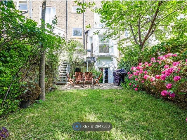 Apartment for rent in Earl's Court, Greater London