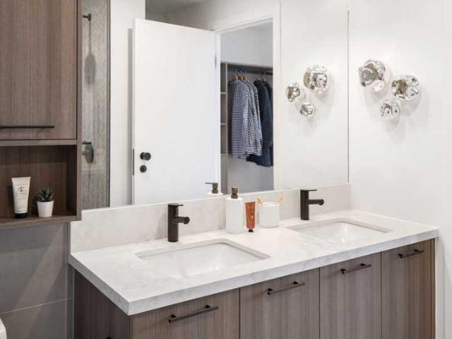 Apartment for rent in Toronto, Golden Horseshoe