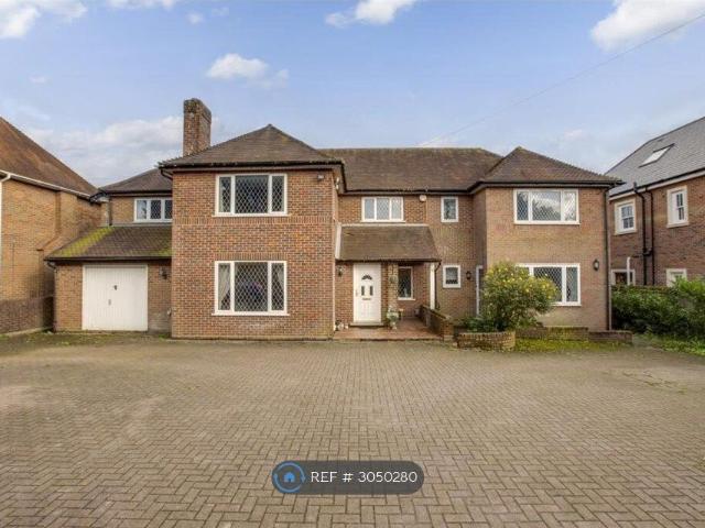Room for rent in High Wycombe Community Board, High Wycombe