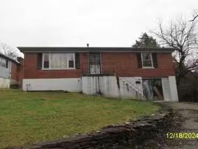 House for sale in Frankfort