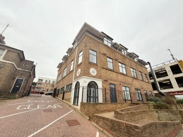 Apartment for rent in The Image, Pouchen End