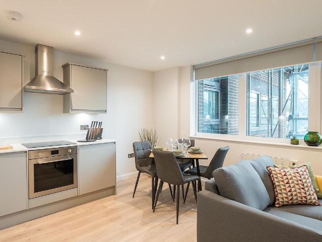 Apartment for rent in The Image, Pouchen End