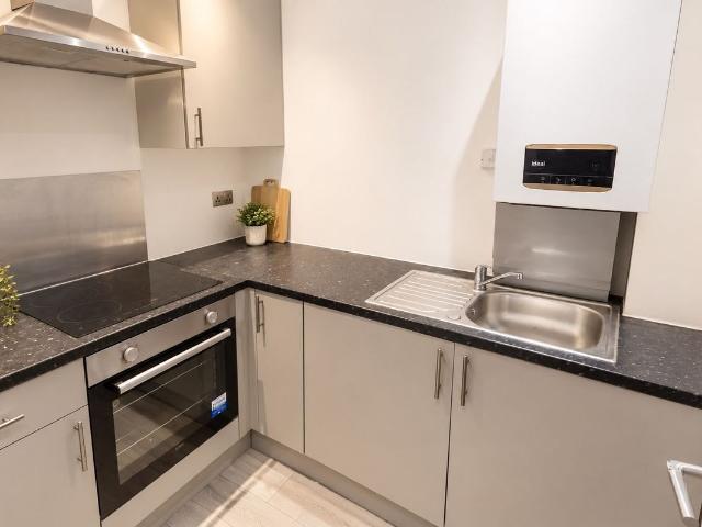 Apartment for rent in The Image, Pouchen End