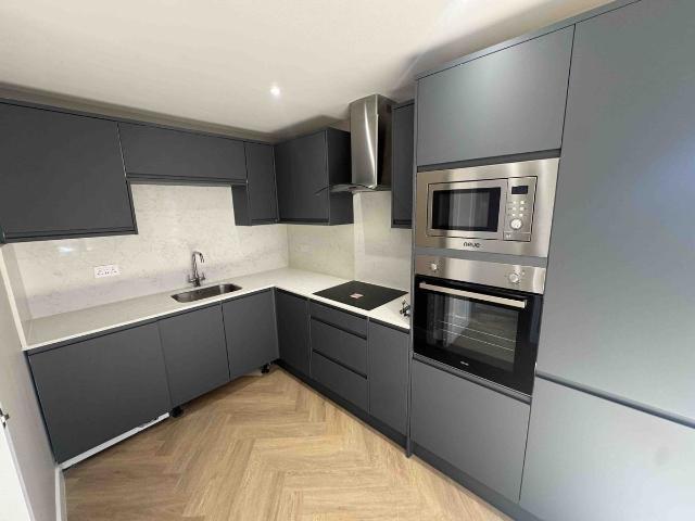 Apartment for rent in The Image, Pouchen End