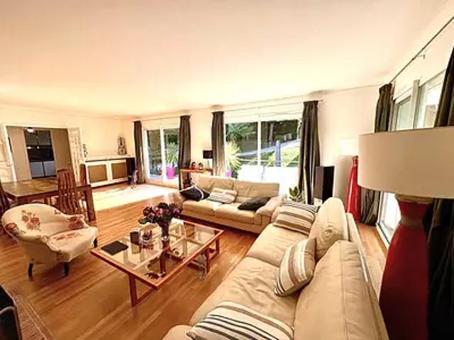 Maison vente à Saint-Germain-en-Laye, Le Pecq
