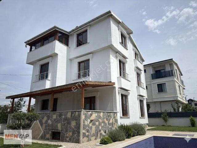 Marmaraereğlisi, Tekirdağ içerisinde satılık Villa