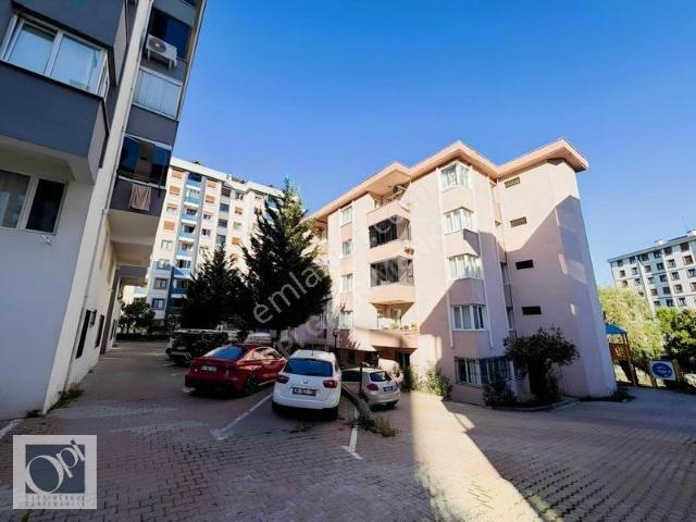 Fevzi Çakmak Mahallesi, Pendik içerisinde kiralık mülk