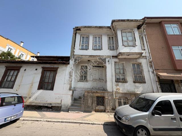 Edirne Merkez içerisinde satılık Villa