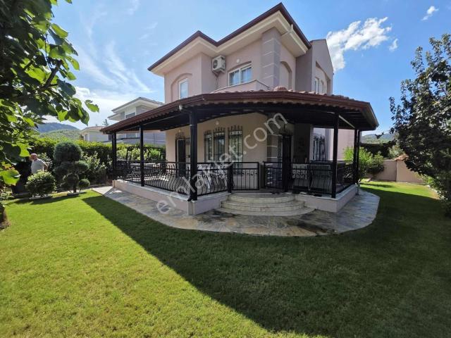 Marmaris içerisinde satılık Villa