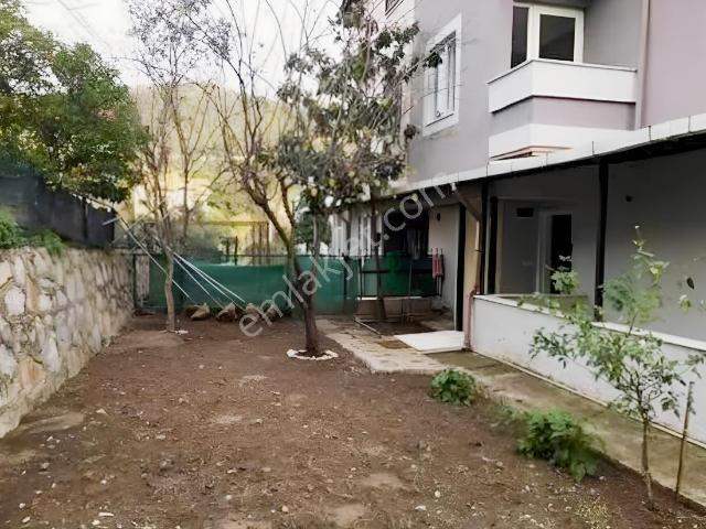 Karşıyaka, Marmaris içerisinde kiralık Villa