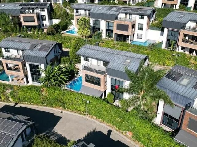 Marmaris, Muğla içerisinde satılık Villa