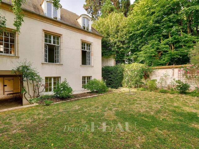 Maison vente à Marnes-la-coquette