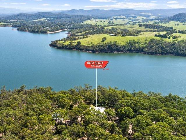 Cottage for sale in Tinamba West, Victoria