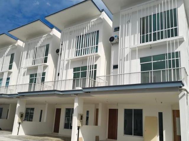 Townhouse for sale in Kuching, Sarawak