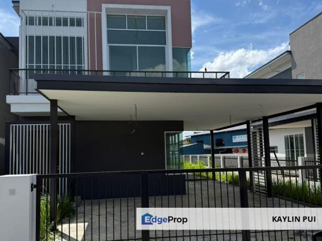 House for sale in Kuching