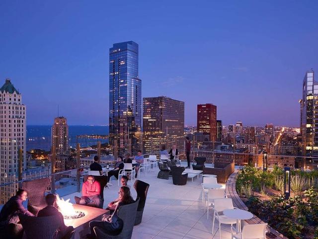 Apartment for rent in Theatre District, Chicago