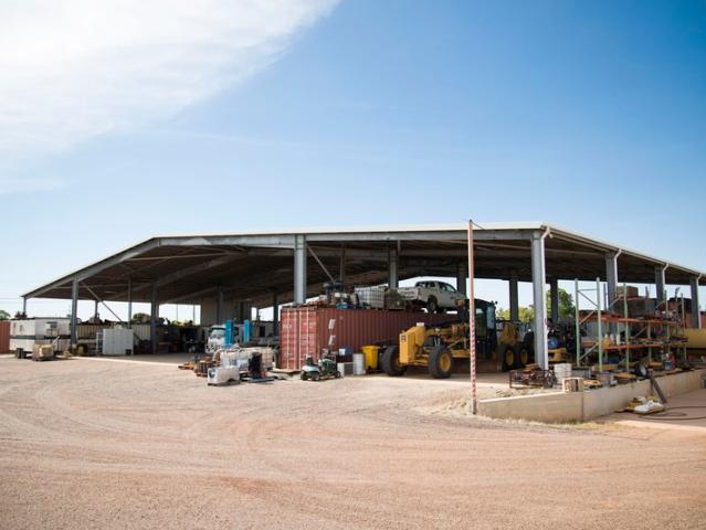 Warehouse for sale in Carpentaria, Queensland