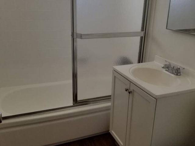 Apartment for rent in Downey, California