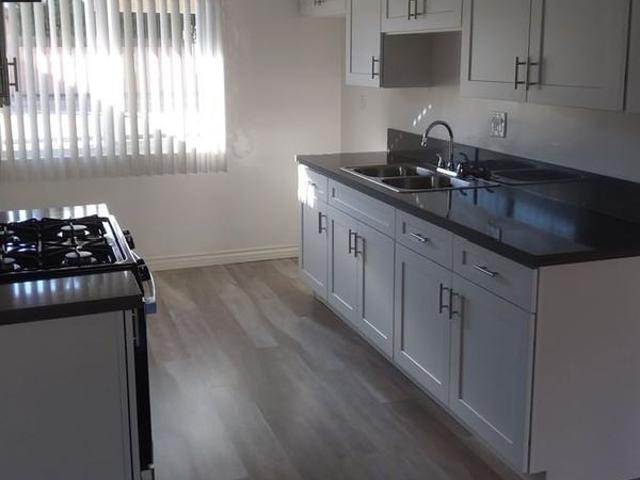 Apartment for rent in Downey, California