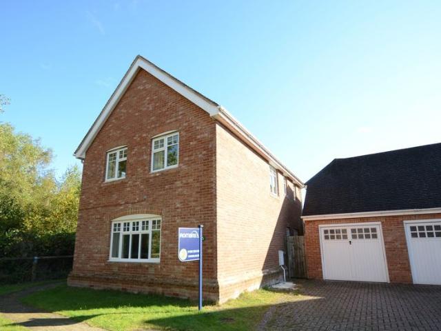 House for rent in Elvetham Heath, Hart