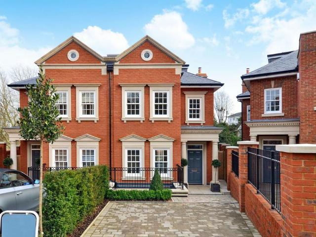 House for rent in London Borough of Merton, Greater London