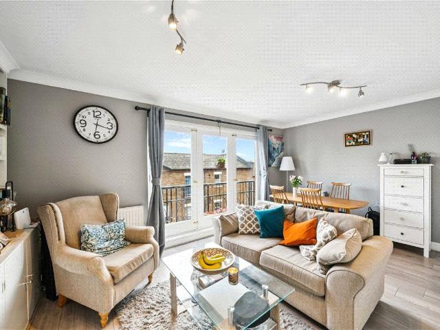Apartment for rent in Fulham, Greater London