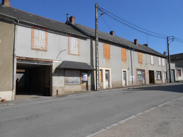 Immeuble vente à Marsac