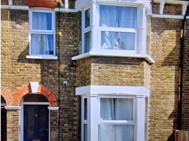 Room for rent in London Borough of Lewisham, Ladywell