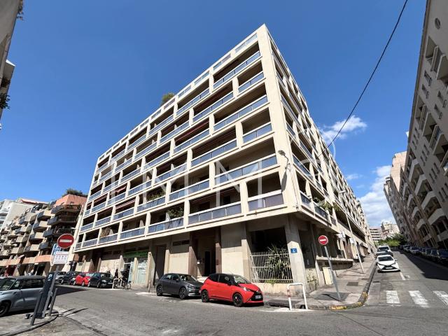 Garage vente à Marseille