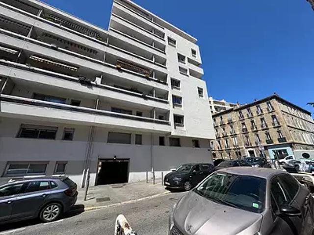 Garage vente à Marseille