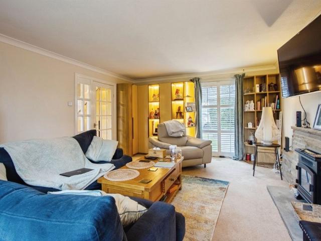 House for rent in Whinmoor, West Yorkshire