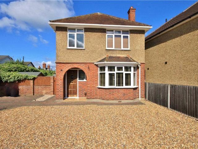 Room for rent in Addlestone, Runnymede