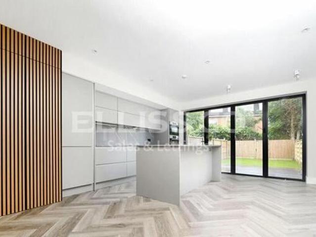 House for sale in Hertfordshire