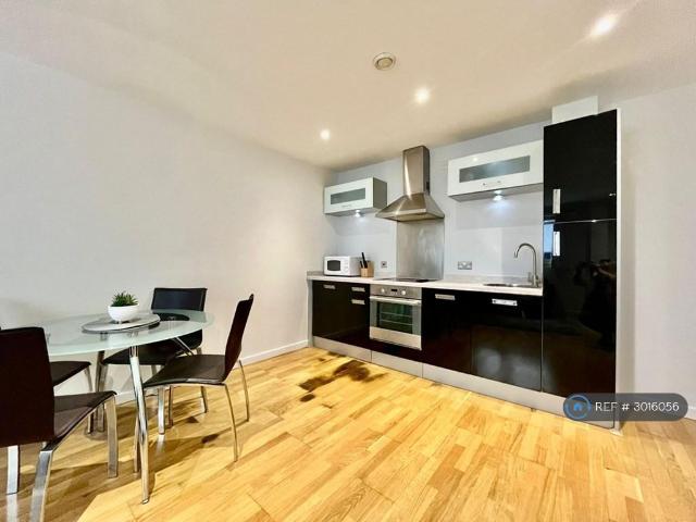 Apartment for rent in Richmond Hill, West Yorkshire