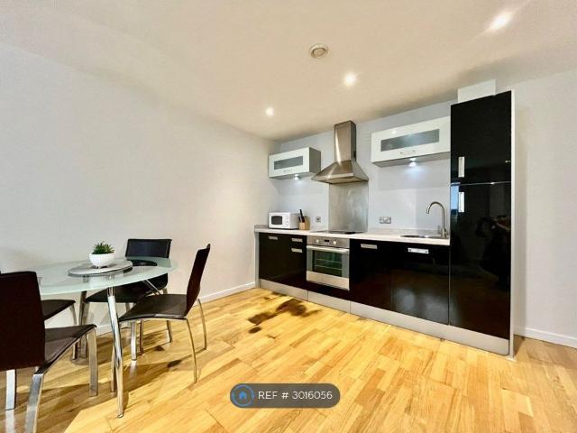 Apartment for rent in Richmond Hill, West Yorkshire