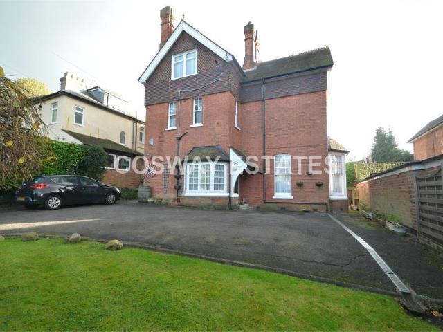Apartment for rent in Mill Hill, Greater London